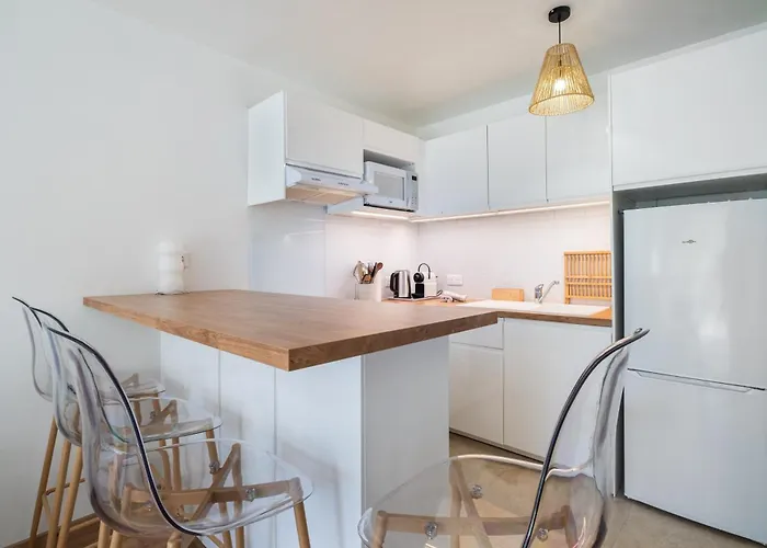 Pause Ensoleillee Apartment